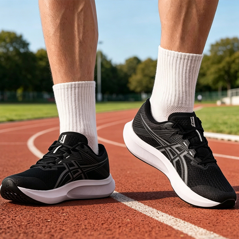 Asics Men Mid Top Running Shoe - Outdoor Lighting Hong Kong avis et prix